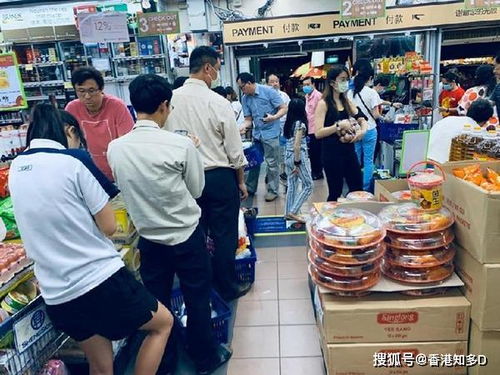 新加坡防疫级别升至橙色民众抢购粮食日用品