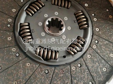 陕汽德龙技术革新，驱动企业腾飞新篇章