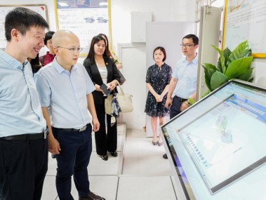 李教技术赋能,推动企业数字化转型,领航行业创新潮流
