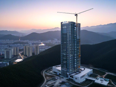 鹏越工程咨询，引领企业攀登高质量发展高峰