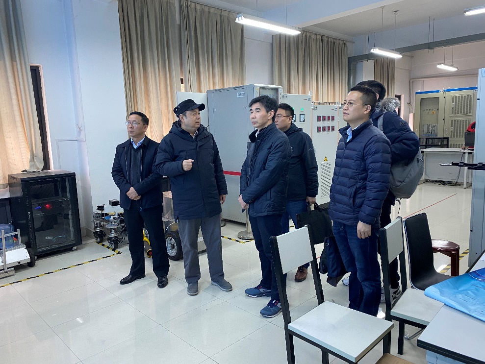 安徽欣德电力技术咨询有限公司，电力行业技术创新的领军企业,随着我国经济的迅猛发展，电力行业在国民经济中的地位愈发举足轻重，作为能源领域的核心产业，电力行业的技术创新与进步已成为我国能源战略的核心内容，在众多电力技术咨询服务企业中，安徽欣德电力技术咨询有限公司（以下简称欣德电力）凭借其卓越的技术实力和卓越的服务品质，成为电力行业技术创新的领军者。,安徽欣德电力技术咨询有限公司,技术咨询,技术咨询服务,第1张